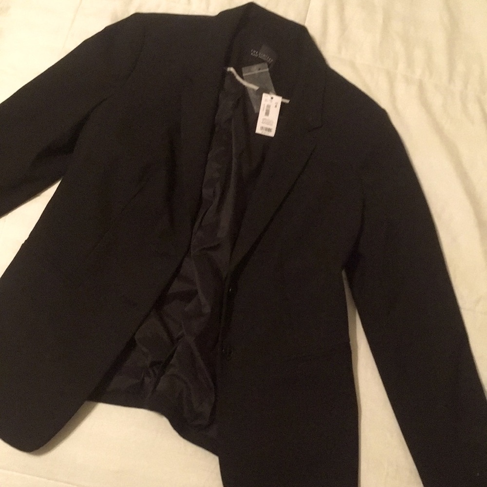 The Limited Women’s Blazer size 8